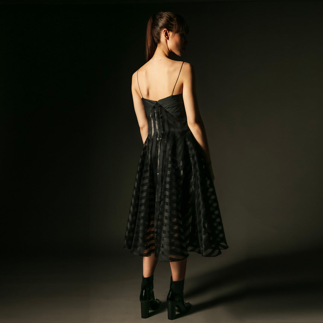 Organza dress. Evening dress. Black View.Out of Sync